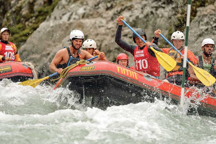 Adventure tourism students rafting