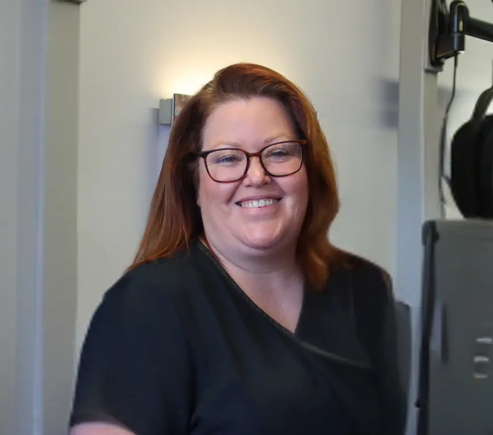 2 Column Portrait 1470x1500px Mel