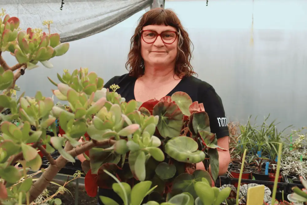 Horticulture Robin Atherton Kaimahi Profile photo web Medium 1470x980px