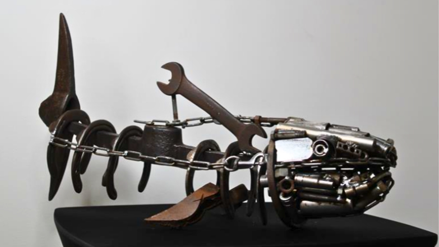 Harvey Andrews 1490x838